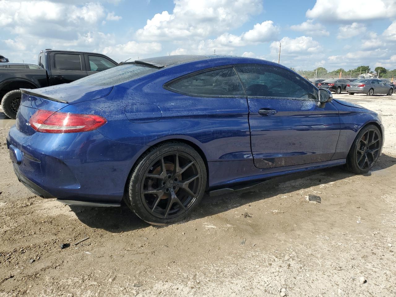 Mercedes-Benz C-Class 300 Image 12