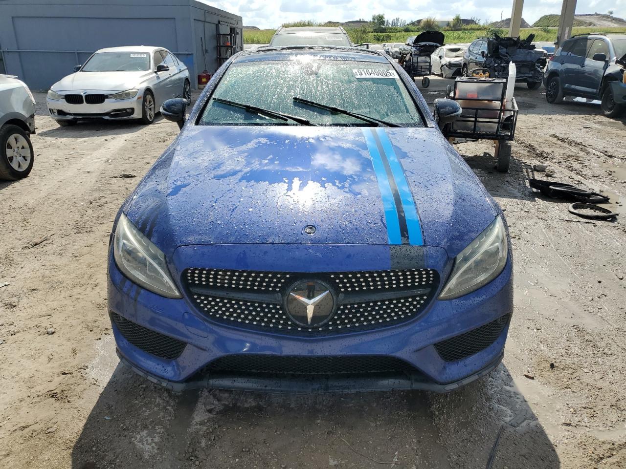 Mercedes-Benz C-Class 300 Image 8