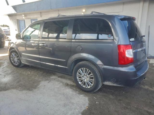 Chrysler Minivan Touring L Image 2