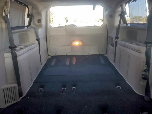 Chrysler Minivan Touring L Image 7