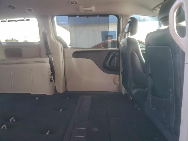 Chrysler Minivan Touring L Image 12