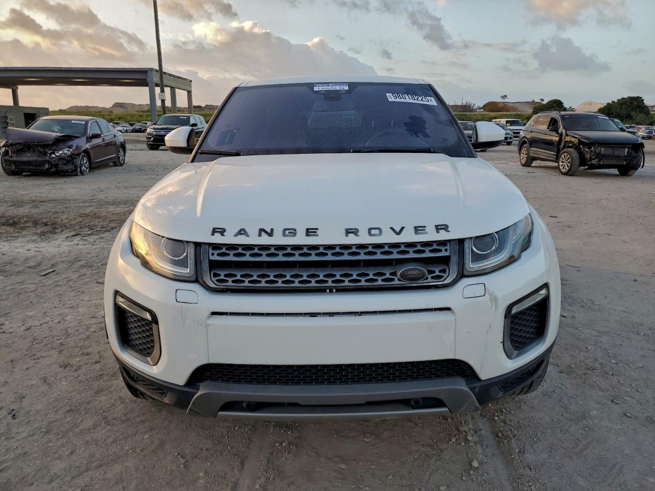 Land Rover Range Rover Se Image 2