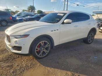  Salvage Maserati Levante