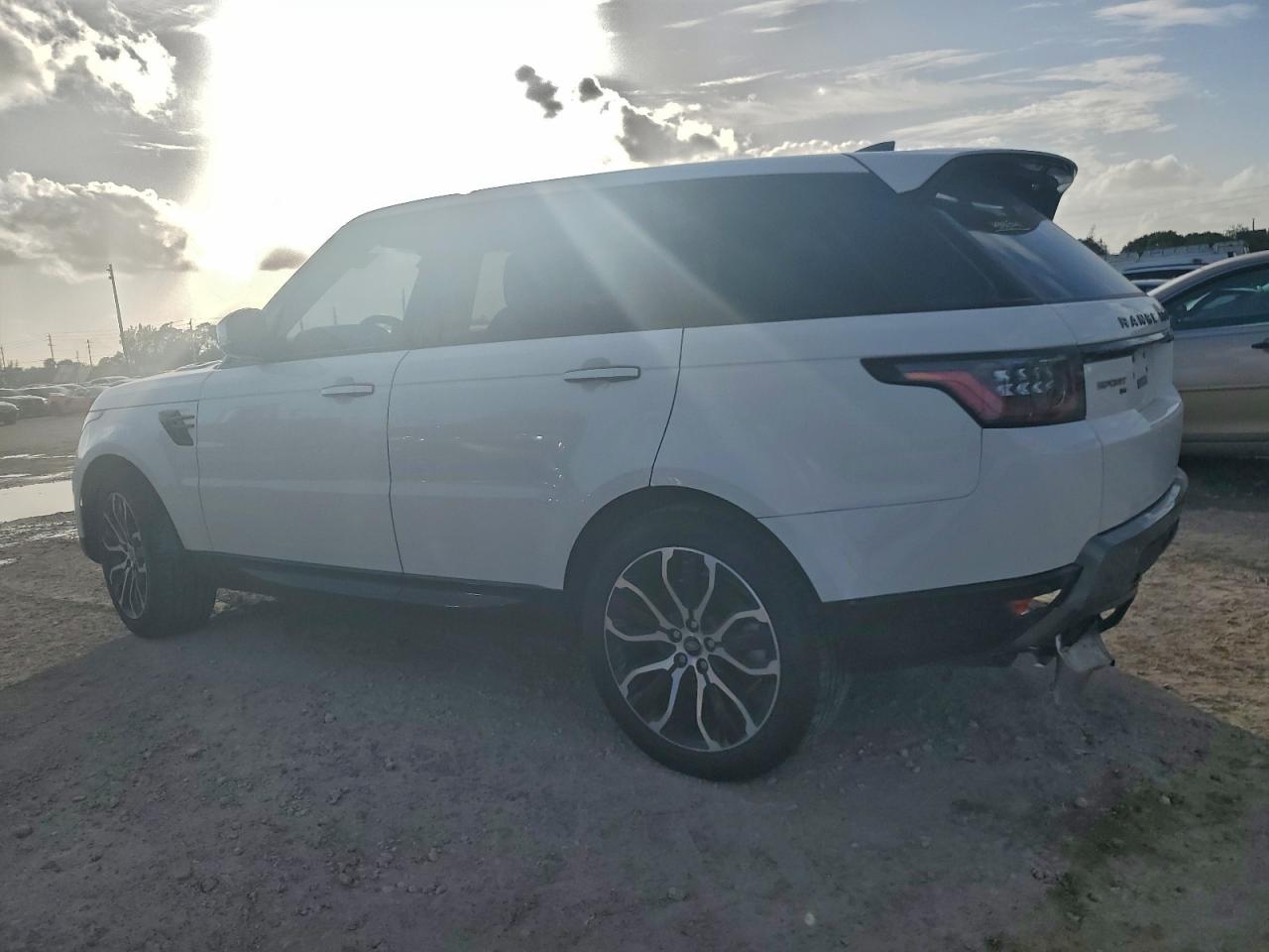 Land Rover Range Rover Hse Silver Edition Image 6