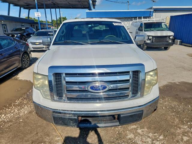 Ford F-150 Supercrew Image 2