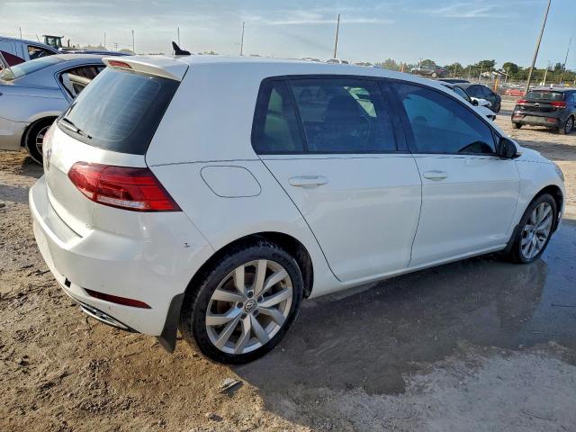 Volkswagen Golf S Image 11
