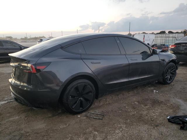 Tesla Model 3 Image 10