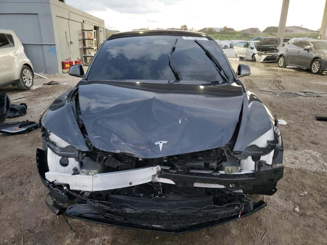 Tesla Model 3 Image 2