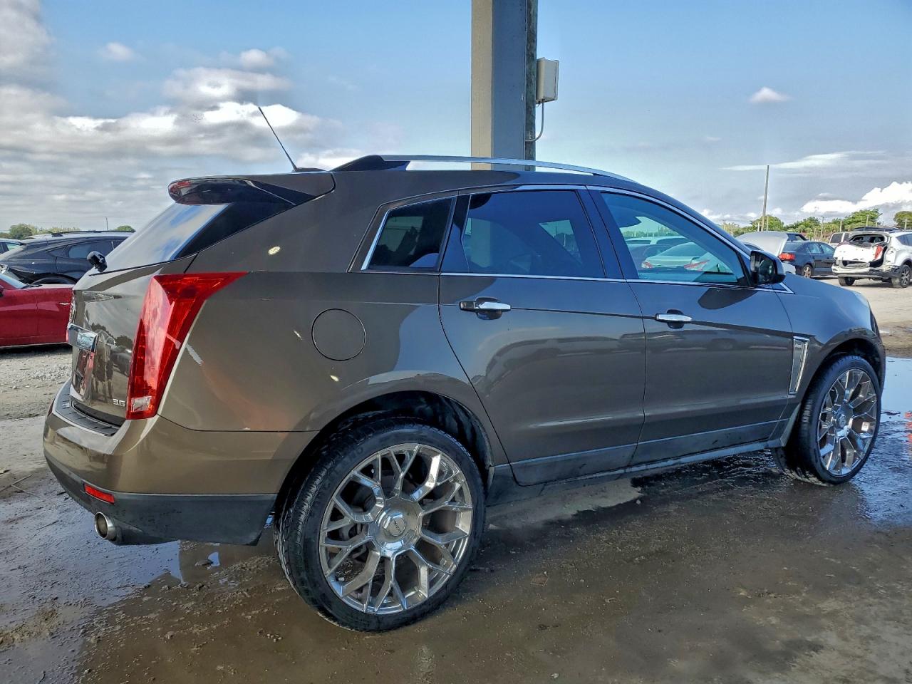 Cadillac SRX Luxury Collection Image 9