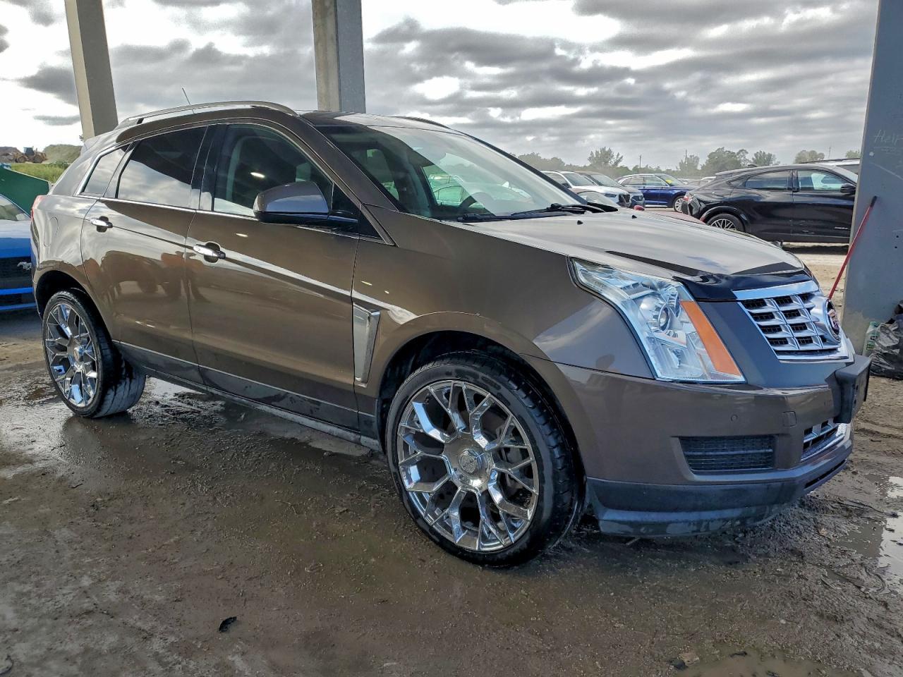 Cadillac SRX Luxury Collection Image 2