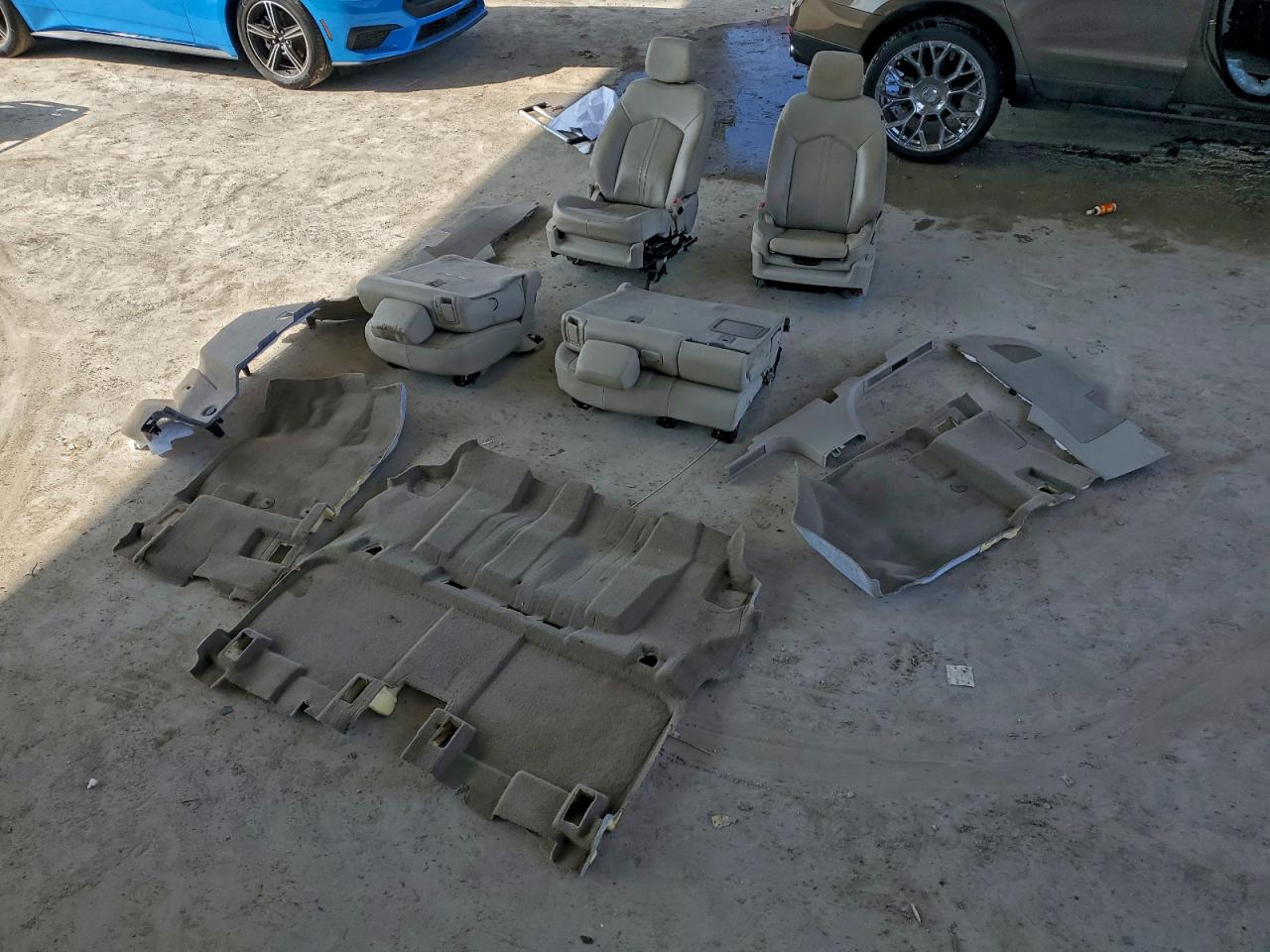 Cadillac SRX Luxury Collection Image 7