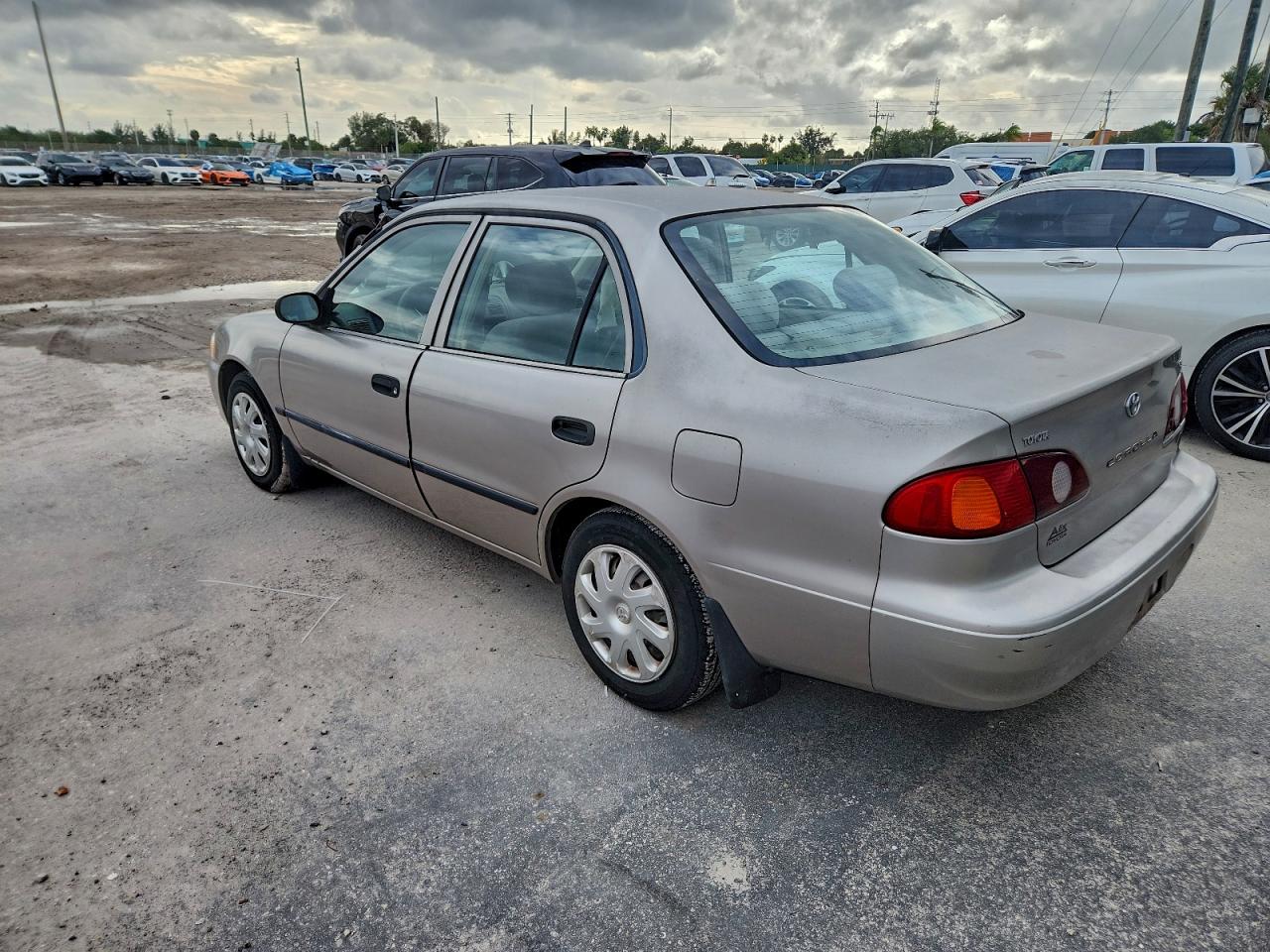 Toyota Corolla Ce Image 2