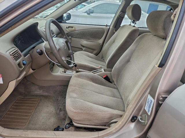 Toyota Corolla Ce Image 5