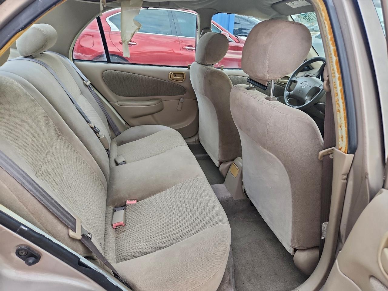 Toyota Corolla Ce Image 12