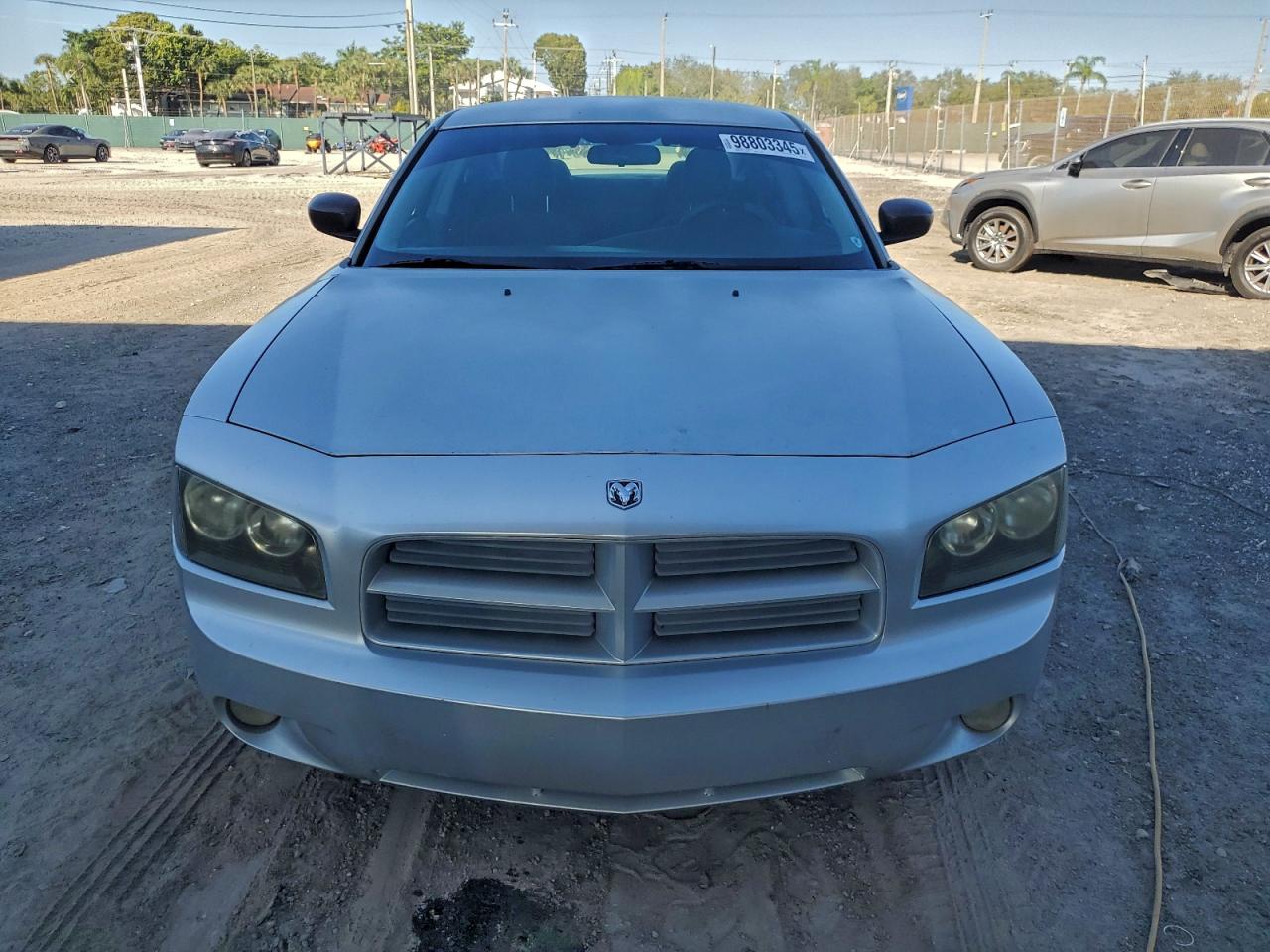 Dodge Charger Se Image 4