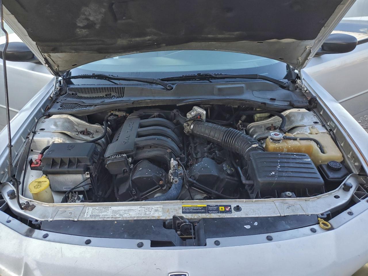 Dodge Charger Se Image 10