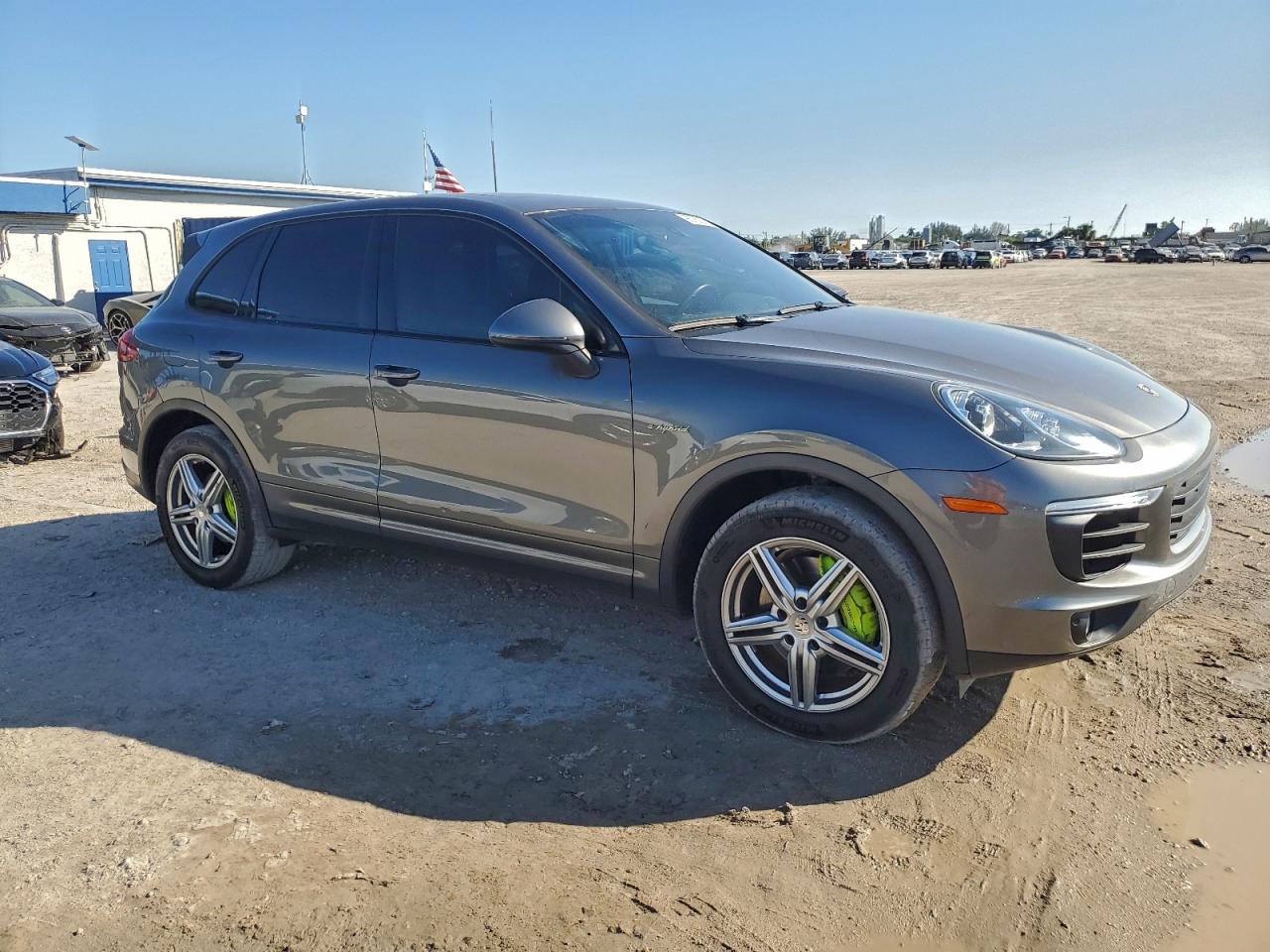 Porsche Cayenne Se Hybrid Image 10