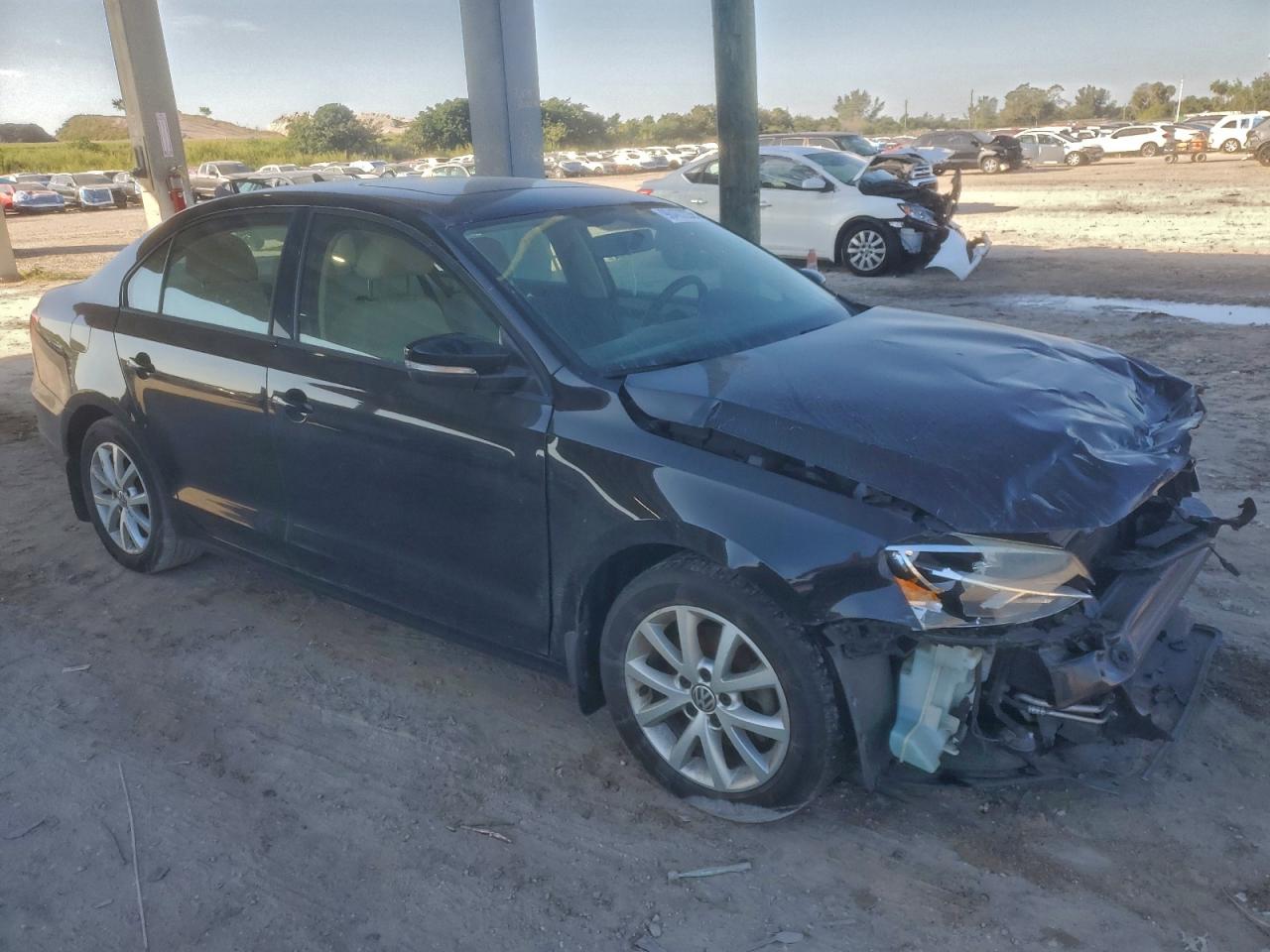 Volkswagen Jetta Se Image 4