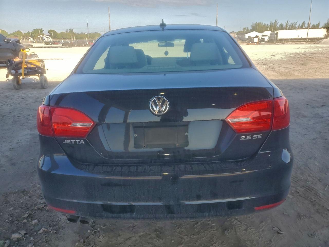 Volkswagen Jetta Se Image 9