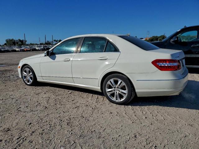 Mercedes-Benz E-Class 350 Image 3