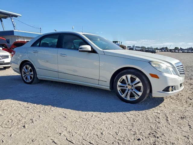 Mercedes-Benz E-Class 350 Image 4