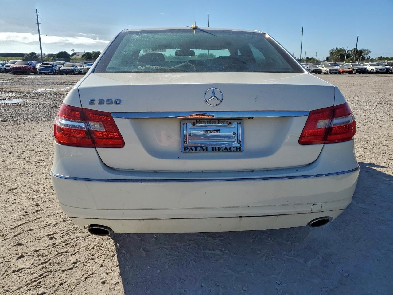 Mercedes-Benz E-Class 350 Image 2