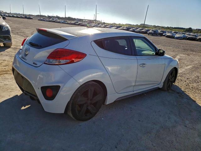 Hyundai VELOSTER Turbo Image 12