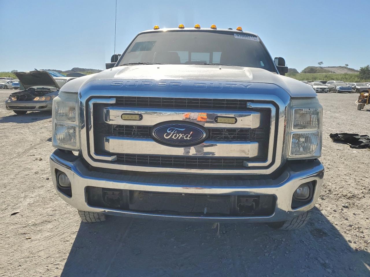 Ford F-350 Super Duty Image 5