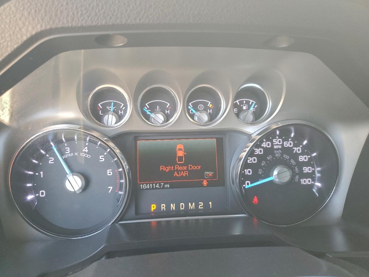 Ford F-350 Super Duty Image 6