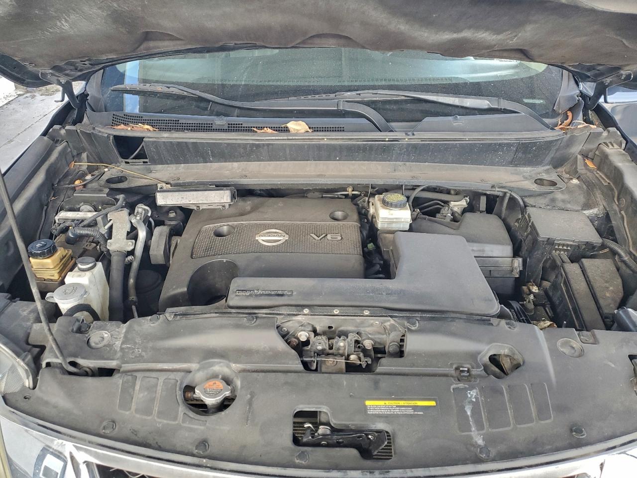 Nissan Pathfinder S Image 11