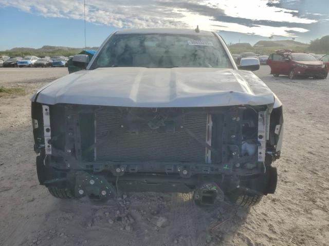 Chevrolet Silverado C1500 Lt Image 10