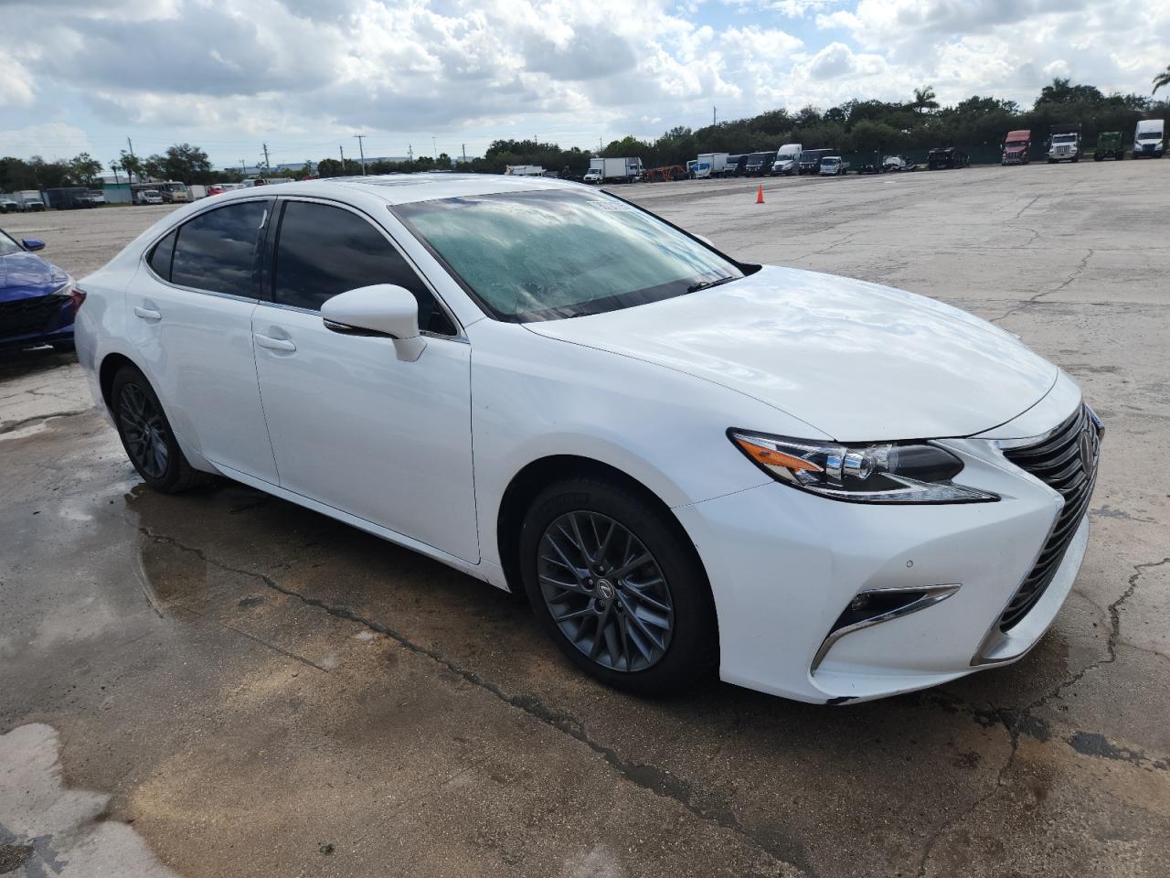 Lexus Es 350 Image 12