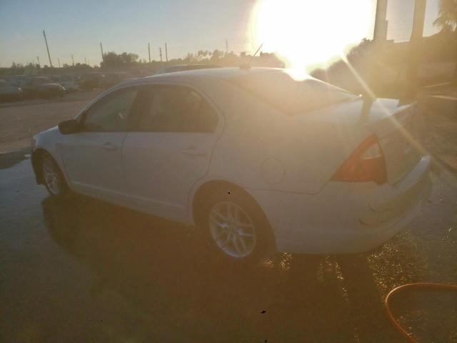 Ford Fusion S Image 4