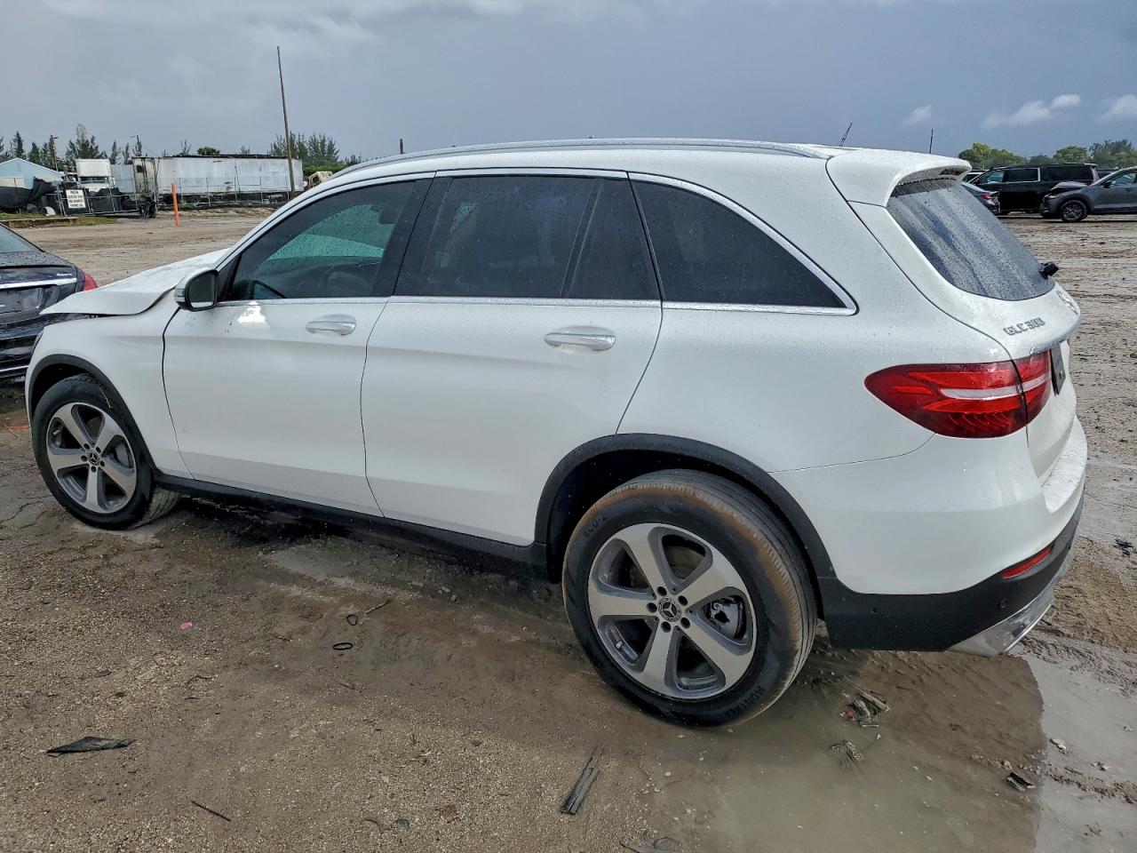 Mercedes-Benz GLC 300 Image 3