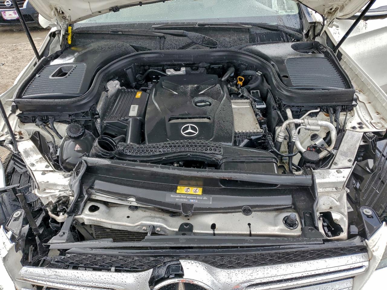 Mercedes-Benz GLC 300 Image 12