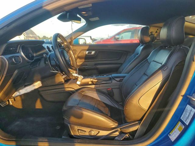 Ford Mustang Image 9