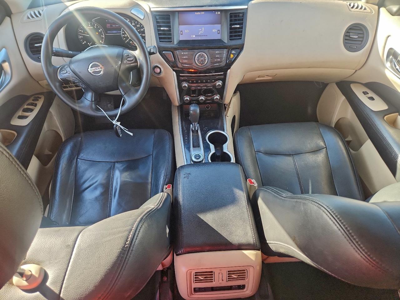 Nissan Pathfinder S Image 4