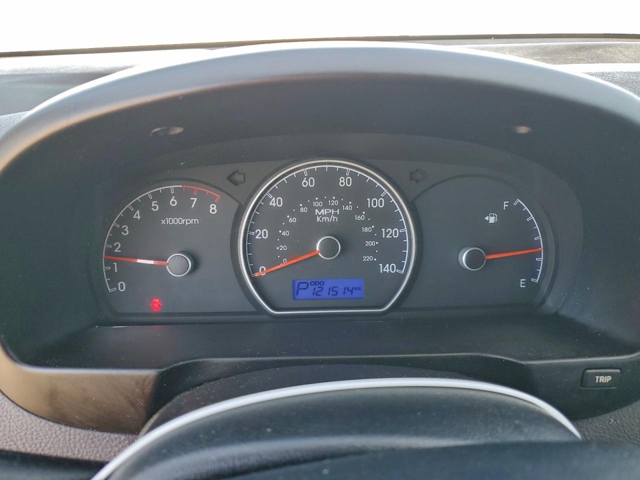 Hyundai ELANTRA Blue Image 10