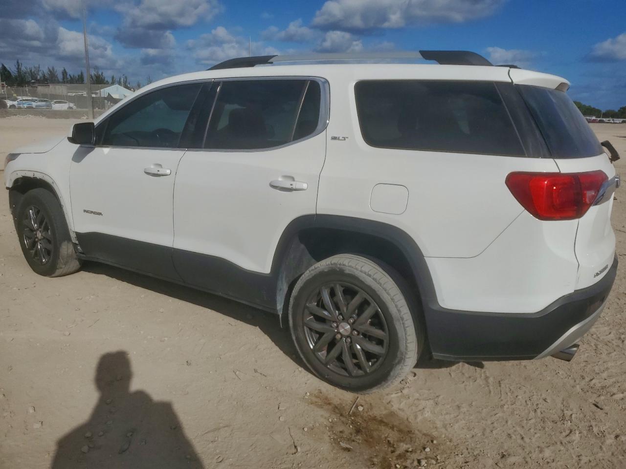 GMC Acadia Slt-1 Image 14