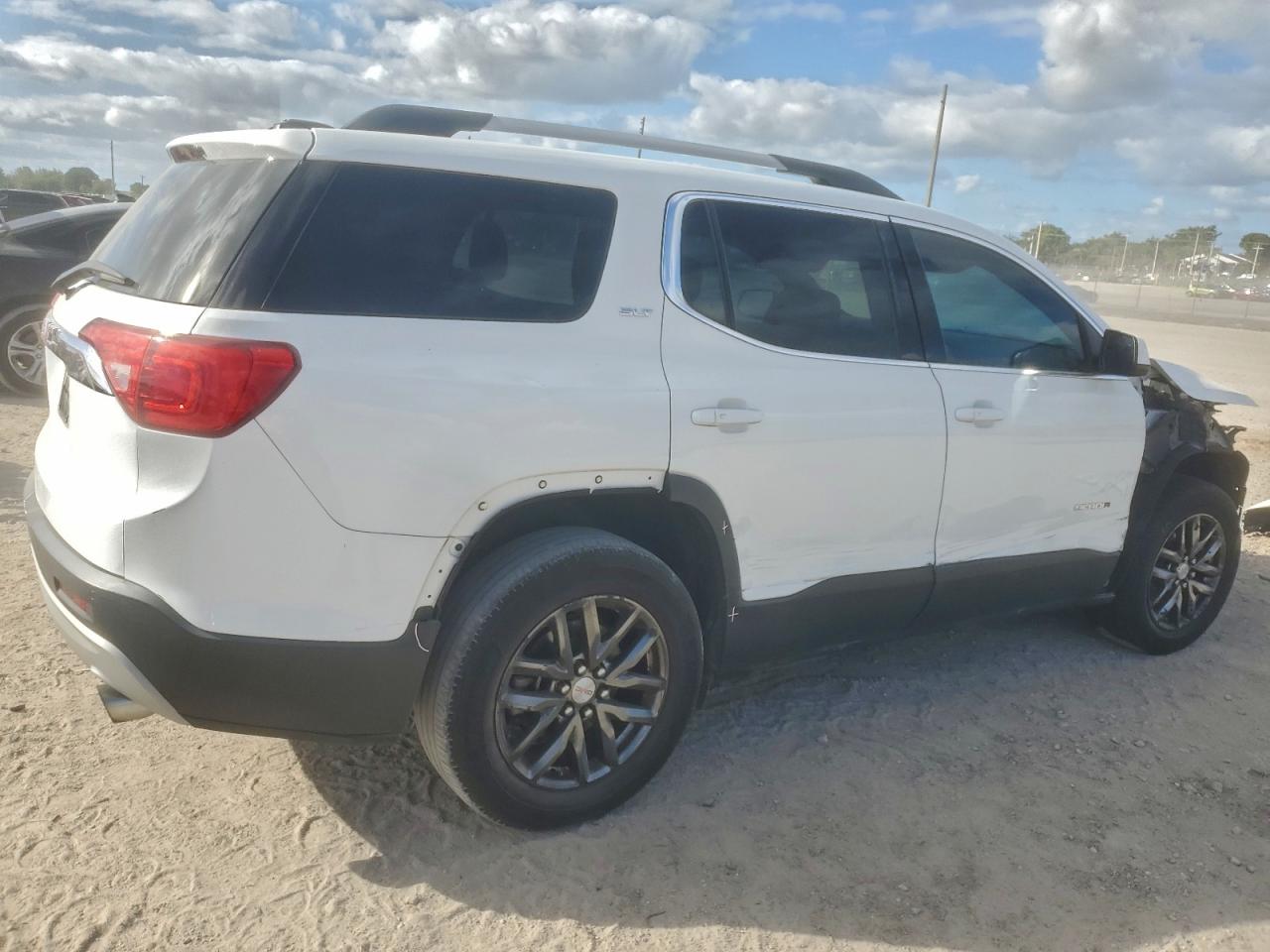 GMC Acadia Slt-1 Image 3