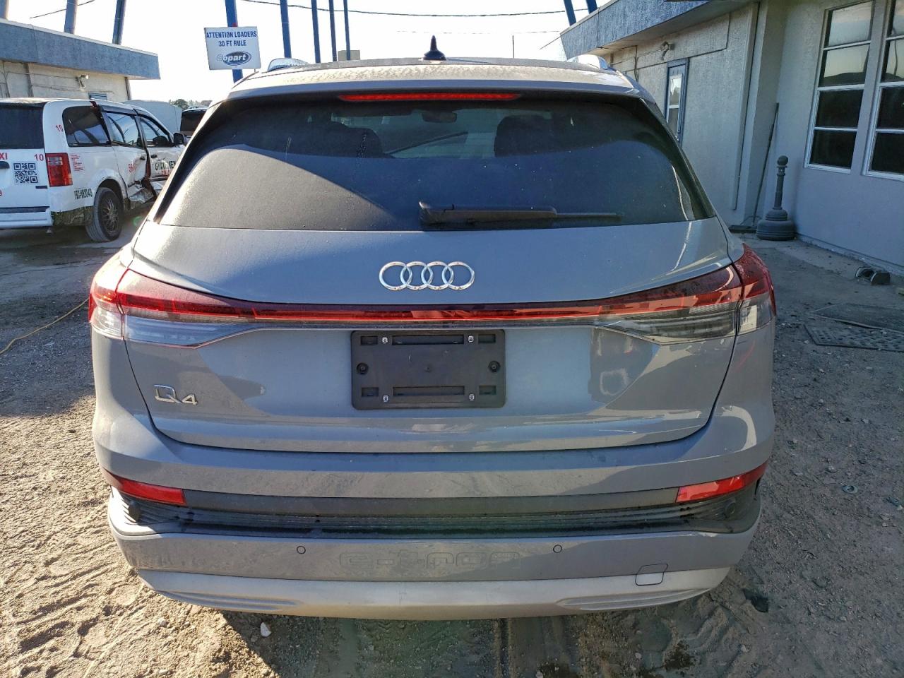 Audi Q4 Premium Plus Image 3