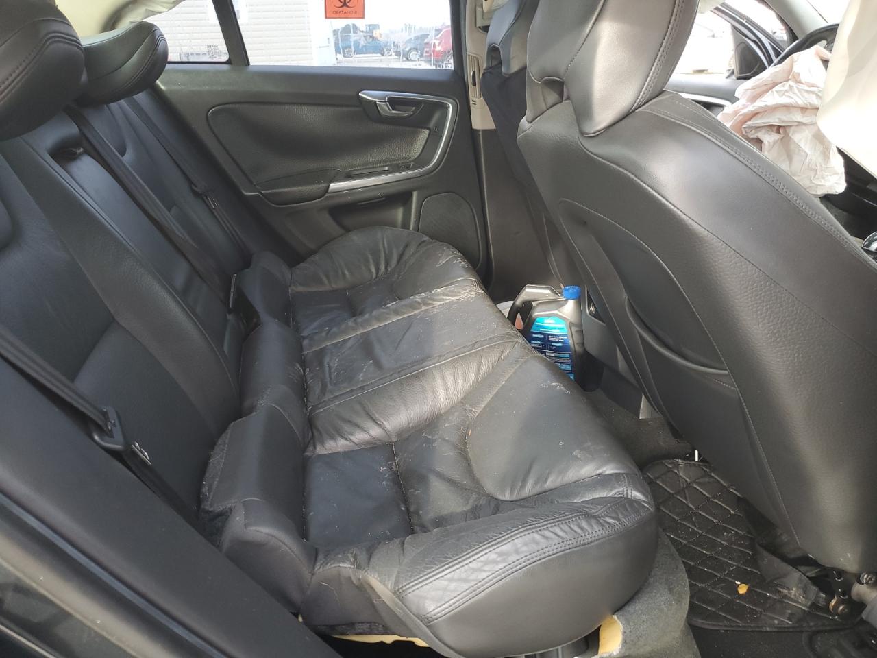 Volvo S60 T5 Image 11