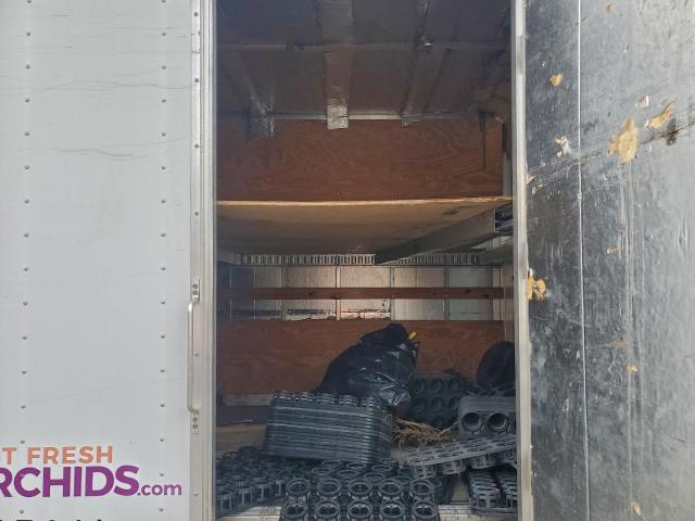 Chev Express Image 9