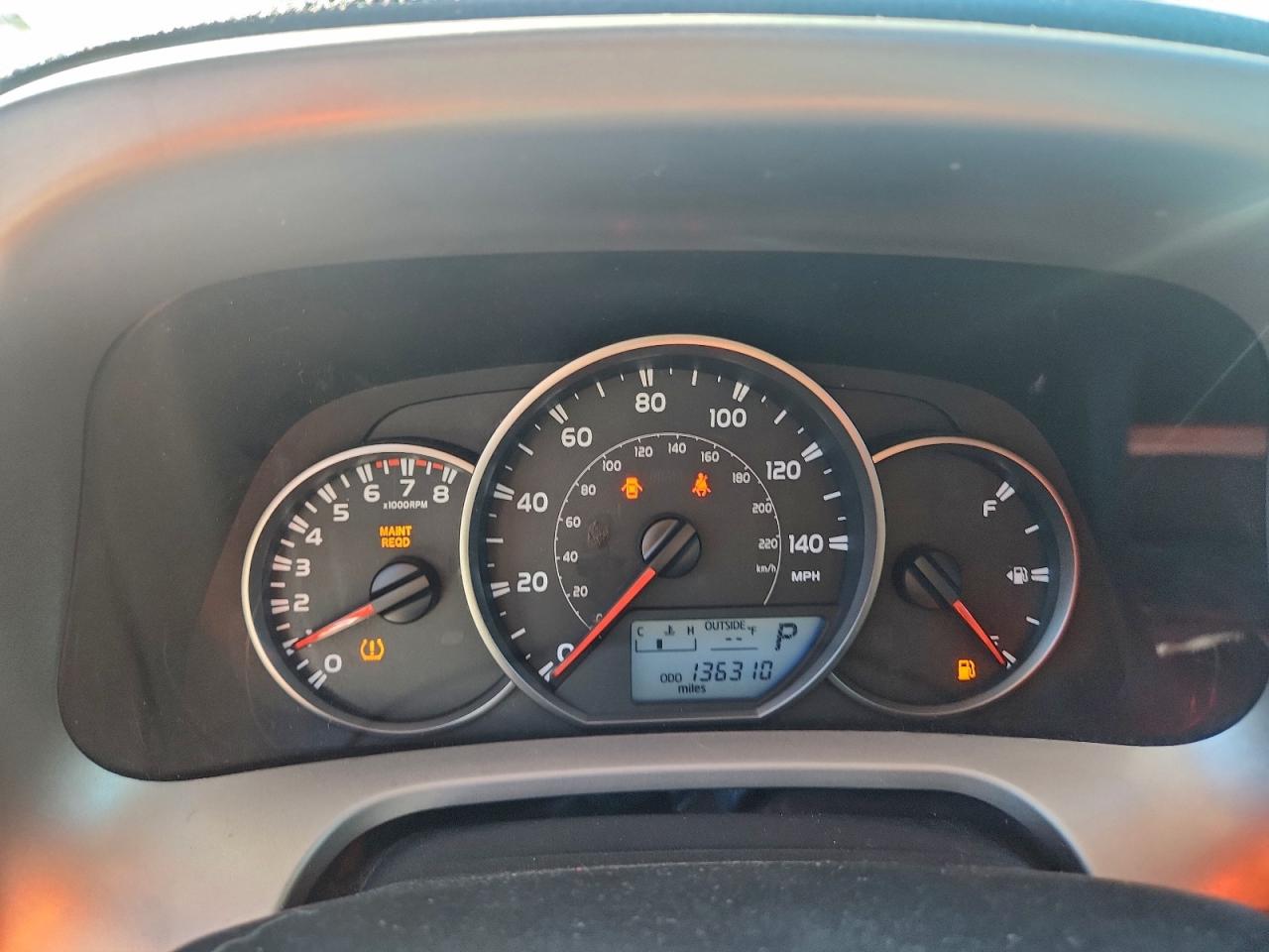 Toyota RAV4 Le Image 3