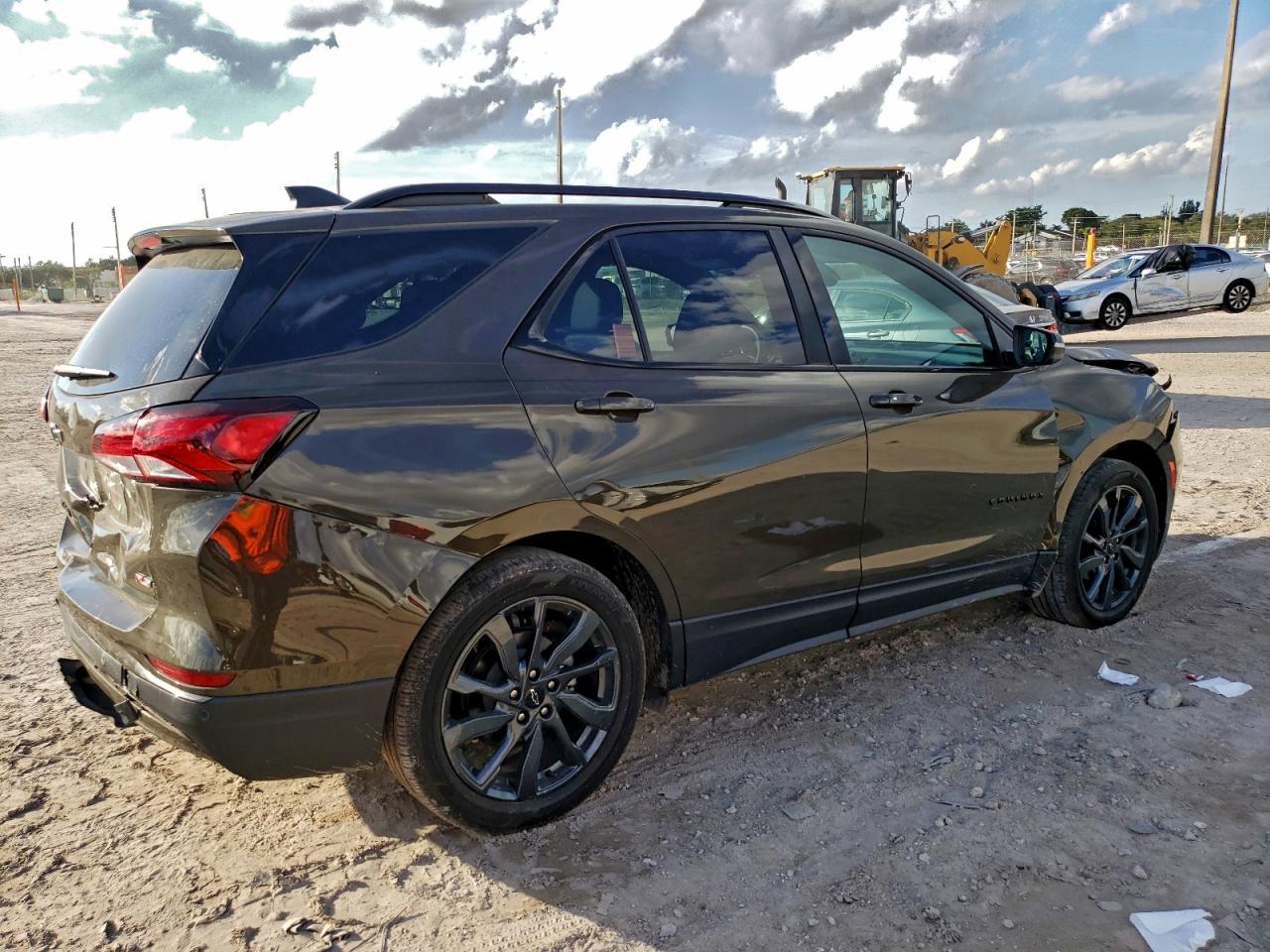 Chevrolet Equinox Rs Image 10