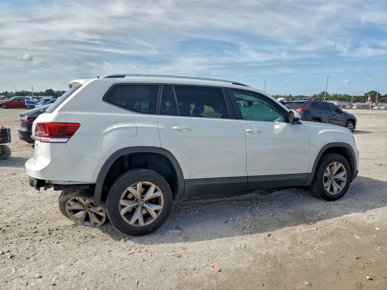 Volkswagen Atlas Se Image 3