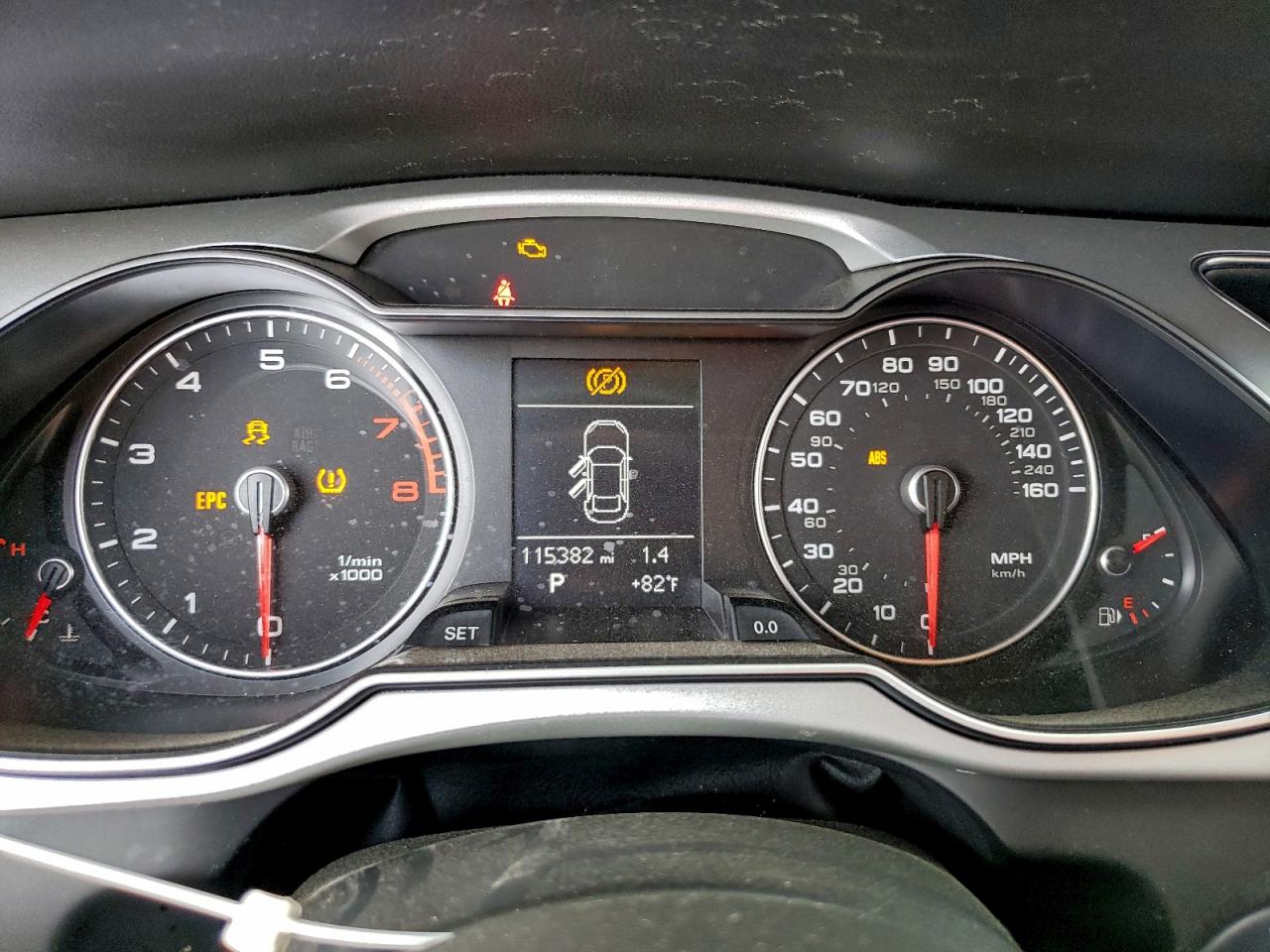 Audi A4 Premium S-line Image 6