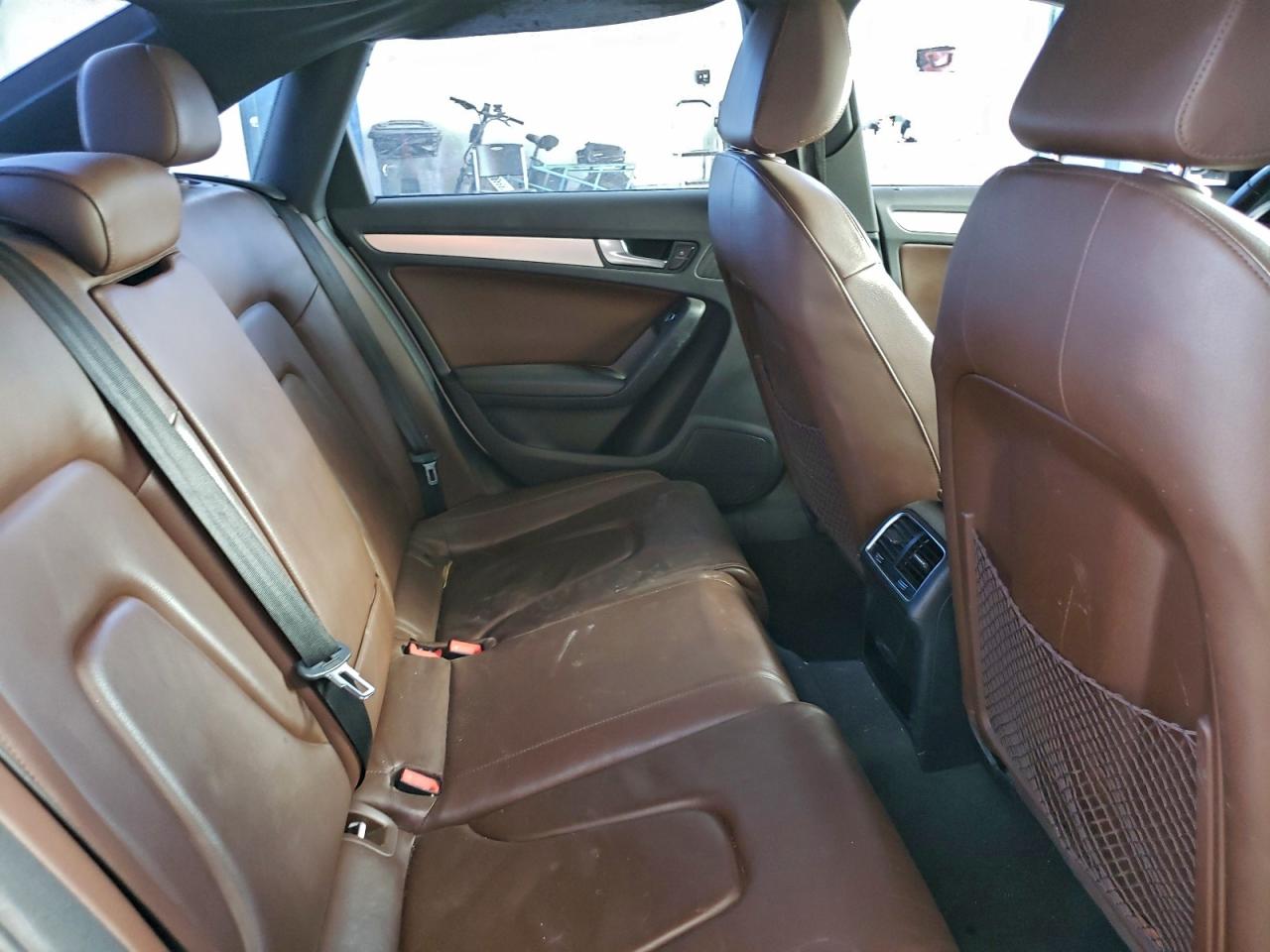 Audi A4 Premium S-line Image 11