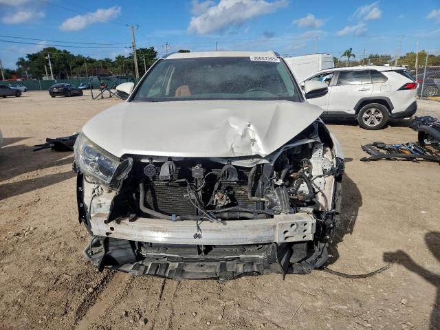 Toyota Highlander Hybrid Limited Image 6