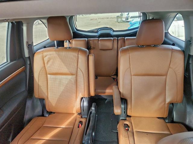 Toyota Highlander Hybrid Limited Image 14